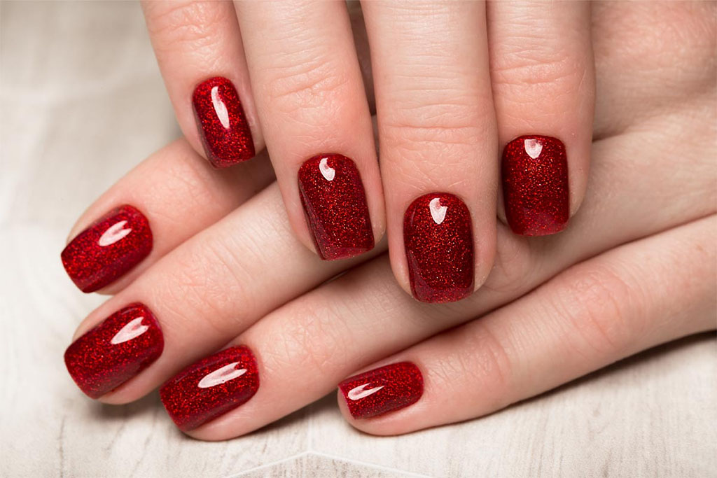 Seven Nail Colors and Patterns to Suit the Dance Floor
